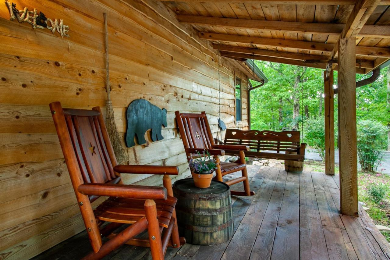 Forest Home Hot Tub Fire Pit Pool Table Pigeon Forge Ngoại thất bức ảnh